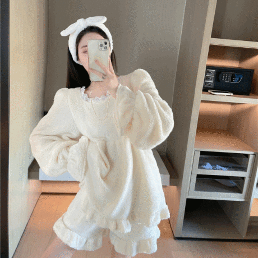세트상품 / 레이스 퍼프 양모 홈웨어 파자마 잠옷 허리밴딩 신축성 반바지 투피스 set 해외